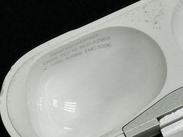 Б/в Навушники Apple airpods pro 2nd generation with magsafe charging case usb-c 01-200846339