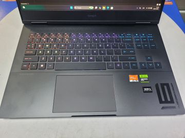 Б/в Ноутбук Hp 16/ryzen 9 7940hs ddr5/16gb ddr5/hdd *відсутній/ssd 500 gb/geforce rtx4070 8gb 01-200856270