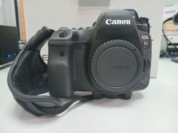 Б/у Фотоаппарат Canon eos 6d mark ii body 01-200855945