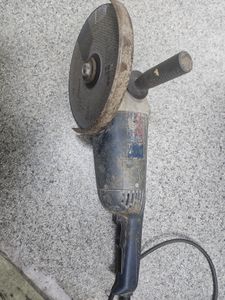 Б/в Кутова шліфмашина Bosch без назви 01-200871087