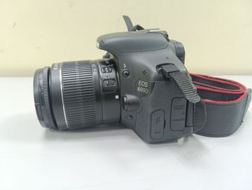 Б/в Фотоапарат Canon eos 600d + ef-s 18-55mm 1:3.5-5.6 is ii 01-200874629
