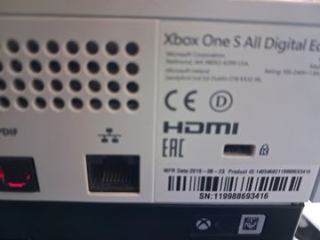 Б/в Ігрова приставка Microsoft xbox one s all-digital edition 1tb 01-200834422