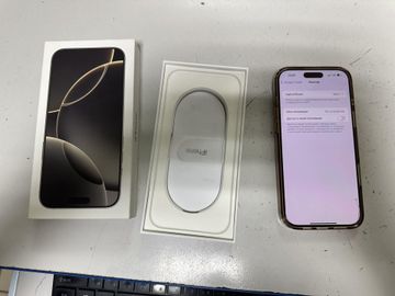 Б/в Мобільний телефон Apple iphone 16 pro max 1tb 01-200886550