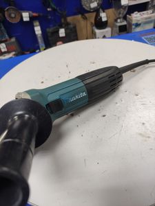 Б/в Кутова шліфмашина Makita ga5030r 01-200885133