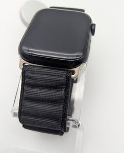 Б/в Смарт-годинник Apple watch series 8 gps 45mm aluminum case 01-200891838