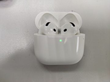 Б/в Навушники Apple airpods 4 with active noise cancellation 01-200902299