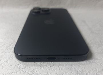 Б/в Мобільний телефон Apple iphone 16 pro max 512gb 01-200904786