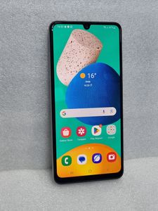 Б/в Мобільний телефон Samsung galaxy m32 6/128gb 01-200913156