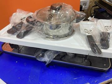 16-000205798: Gourmetmaxx raclette and fondue set