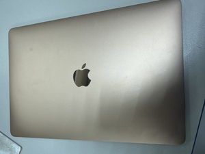 Б/в Ноутбук Apple macbook air a1932 13,3`` core i5 1,6ghz/ram8gb/ssd256gb/intel uhd graphics 617 01-200927389