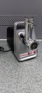 Б/в М`ясорубка Moulinex me307832 01-200937700