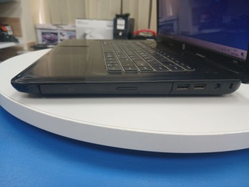Б/в Ноутбук Hp 15/e1 1500 ddr3/4gb ddr3/hdd 500 gb/ssd *відсутній/*інтегрована 01-200940061