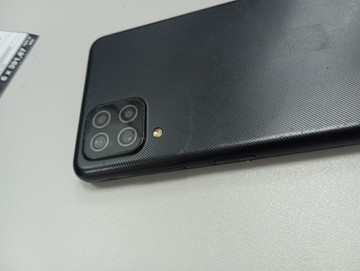 Б/в Мобільний телефон Samsung galaxy a12 4/64gb 01-200955460