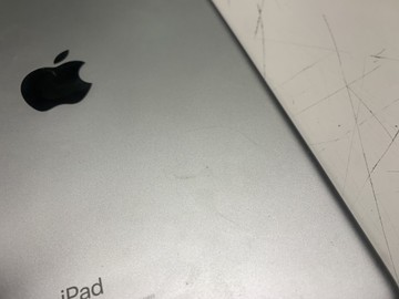 Б/в Планшет Apple ipad 6 gen 2018 32gb wi-fi 01-200996945