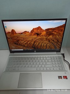 Б/в Ноутбук Hp 15/ryzen 5 4500u ddr4/8gb ddr4/hdd *відсутній/ssd 256 gb/*інтегрована 01-201003260