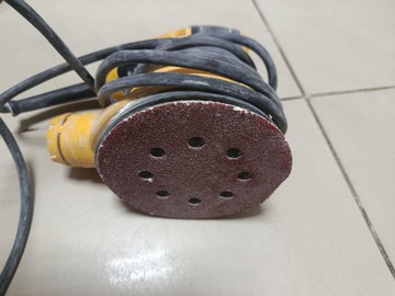 Б/в Шліфмашина вібро Dewalt dwe6423 01-201003908