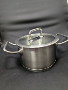 Б/в Каструля Zwilling Pro низька з кришкою 1,5л 16cм 01-201013584
