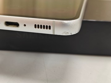 Б/в Мобільний телефон Samsung galaxy s23 fe sm-s711b 8/256gb 01-201036065