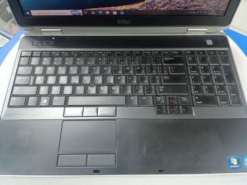 Б/в Ноутбук Dell 15/core i3 3110m ddr3/6gb ddr3/hdd *відсутній/ssd 120 gb/*інтегрована 01-201053157