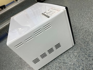 Б/в Мікрохвильова піч Samsung me81krw-1 01-201121228