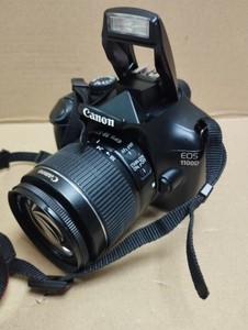 Б/в Фотоапарат Canon eos 1100d + ef-s 18-55mm f/3,5-5,6 is ii 01-201125021