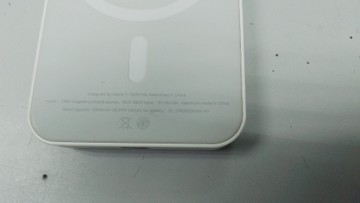 Б/в Повербанк Battery Pack magsafe 5000mah 01-201140082