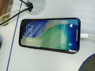 Б/в Мобільний телефон Apple iphone 11 pro max 256gb 01-201140426
