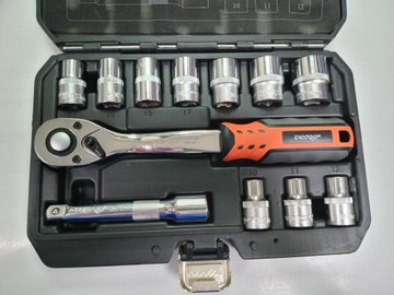 Б/в Набір інструментів Dnipro-M ultra super lock 1/2" 12 шт 01-201154674
