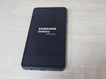 Б/в Мобільний телефон Samsung galaxy a06 4/128gb 01-201181660