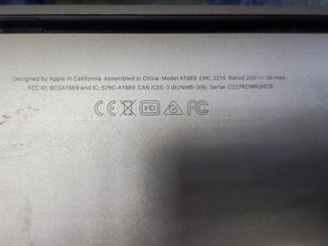 01-200501027: Apple macbook pro 2018 a1989 13,3" core i5 2,3ghz/ram8gb/ssd256gb/intel iris plus graphics 655