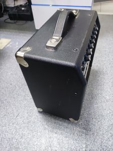 01-200750386: Fender champion 20