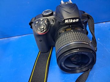 01-200745928: Nikon d3400 kit