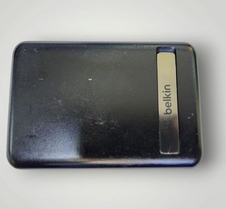 Б/в Повербанк Belkin boostcharge magnetic wireless power bank 5k + stand 01-200770379