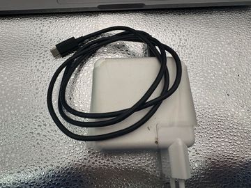 Б/в Ноутбук Apple a2338 macbook pro 13,3" m1 8-gpu/ ram8gb/ ssd256gb/ retina, truetone, touch bar 01-200804066