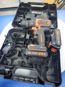 Б/в Шурупокрут Black&Decker bdcdd186kb 01-200802799