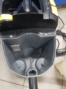 Б/в Пилосос Karcher puzzi 8/1 c 01-200806000