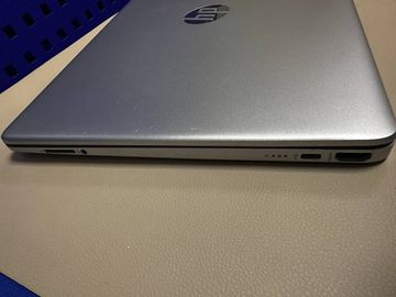 Б/у Ноутбук Hp 15/ryzen 7 4700u ddr4/16gb ddr4/hdd *відсутній/ssd 512 gb/*інтегрована 01-200809468