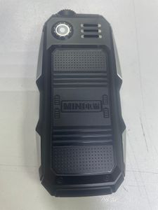 Б/в Мобільний телефон Land Rover 2021 big battery black 01-200821289