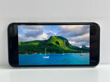 Б/у Мобильный телефон Apple iphone xr 128gb 01-200846670