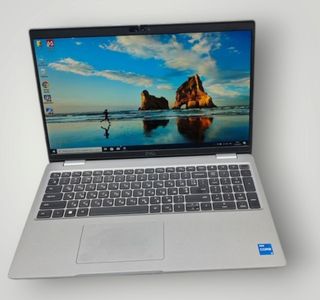 Б/в Ноутбук Dell latitude 5540 01-200623410