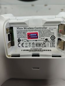 Б/в Ігрова приставка Microsoft xbox series s 512gb 01-200854217