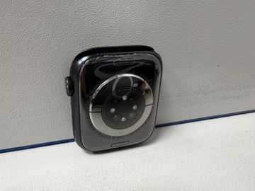 Б/в Смарт-годинник Apple watch series 8 gps 45mm aluminum case 01-200856560