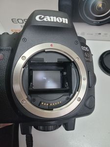 Б/у Фотоаппарат Canon eos 6d mark ii body 01-200855945