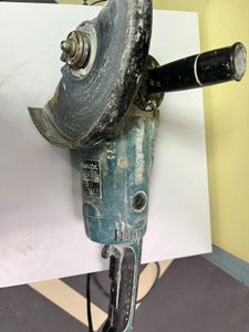 Б/в Кутова шліфмашина Makita ga9020 01-200858716