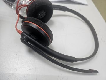 Б/в Навушники Plantronics wire с3220 01-200862749