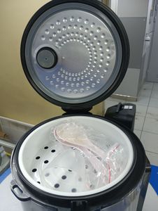 Б/в Мультиварка Maestro mr795 01-200825813