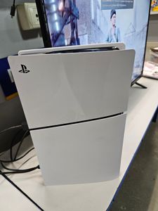 Б/у Игровая приставка Sony playstation 5 slim 825gb 01-200867669