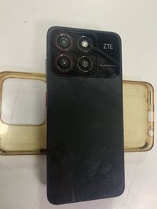 Б/в Мобільний телефон Zte blade a35 2/64gb 01-200881646