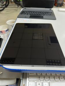 Б/в Планшет Apple ipad pro 12.9 2022 wi-fi + cellular 1tb 01-200789000