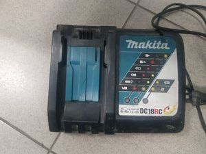 Б/в Кутова шліфмашина Makita dga504 2акб 5ah зп 01-200891208